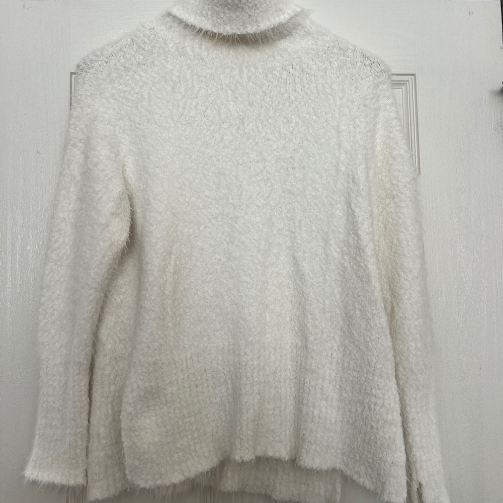 Women’s Sweater